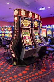 Hasil permainan Arcade dengan skor akhir dan pembayaran yang ditampilkan di layar